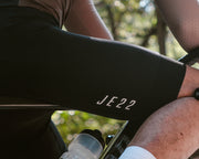 TEMPO 吊帶短褲 - 黑