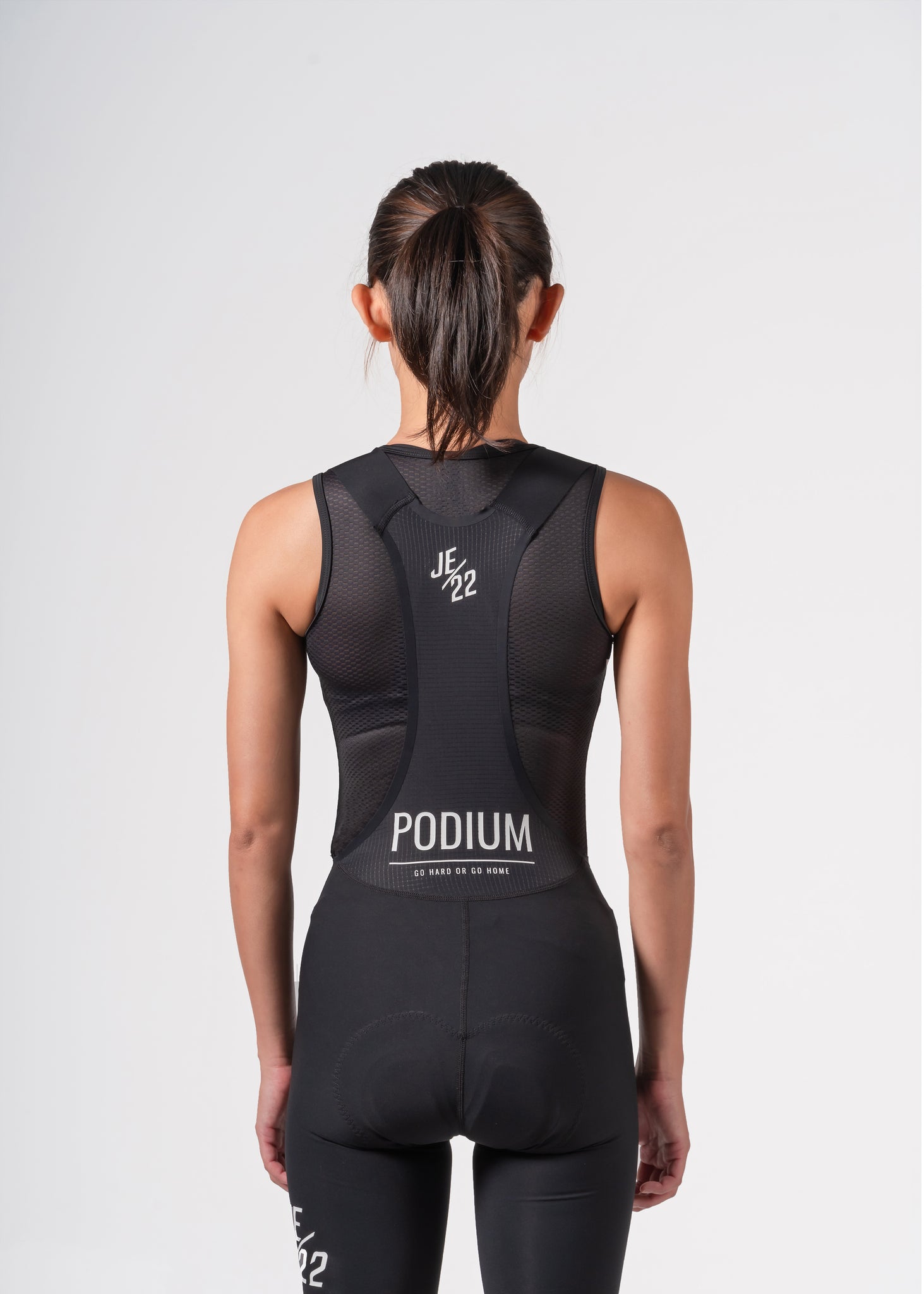 PELOTON 機能內搭女背心 - 碳黑