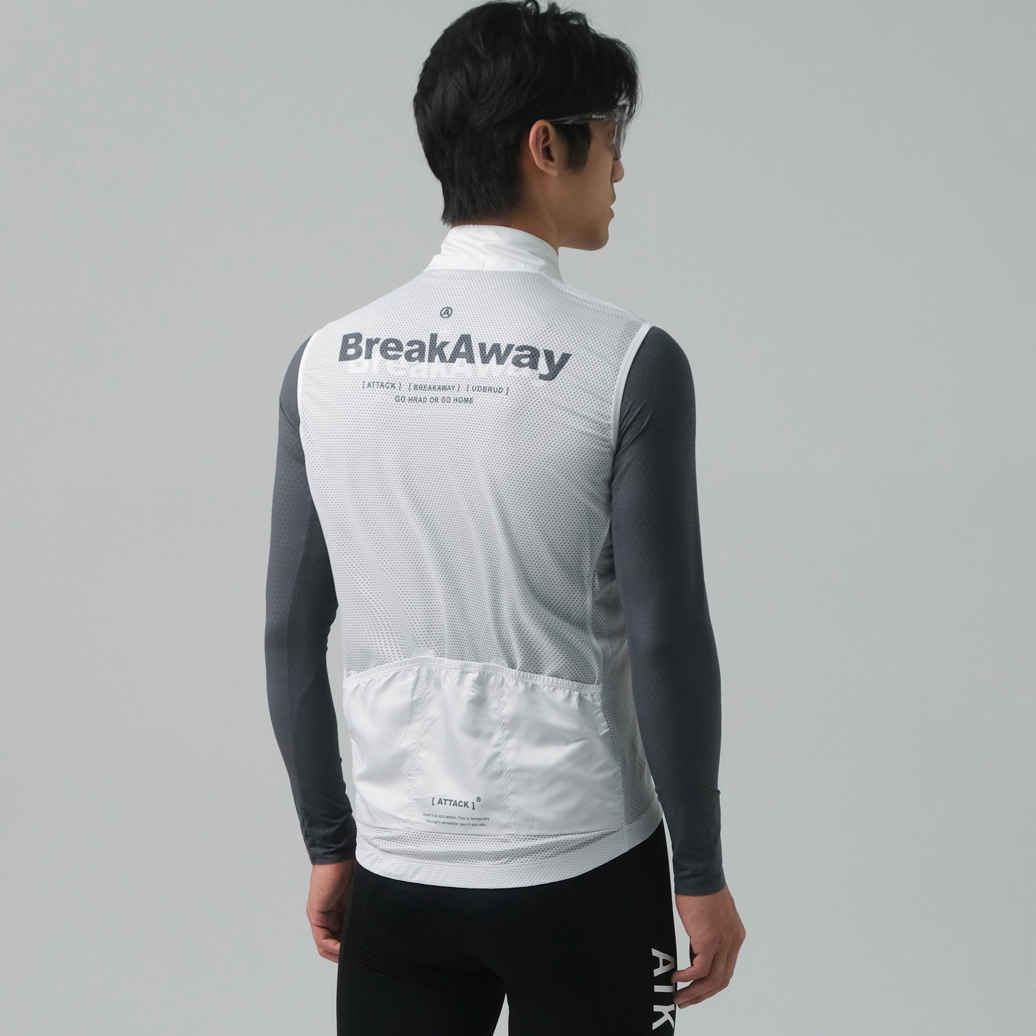 ATK ｜輪行 Breakzip tech 男防風背心 - 霧白