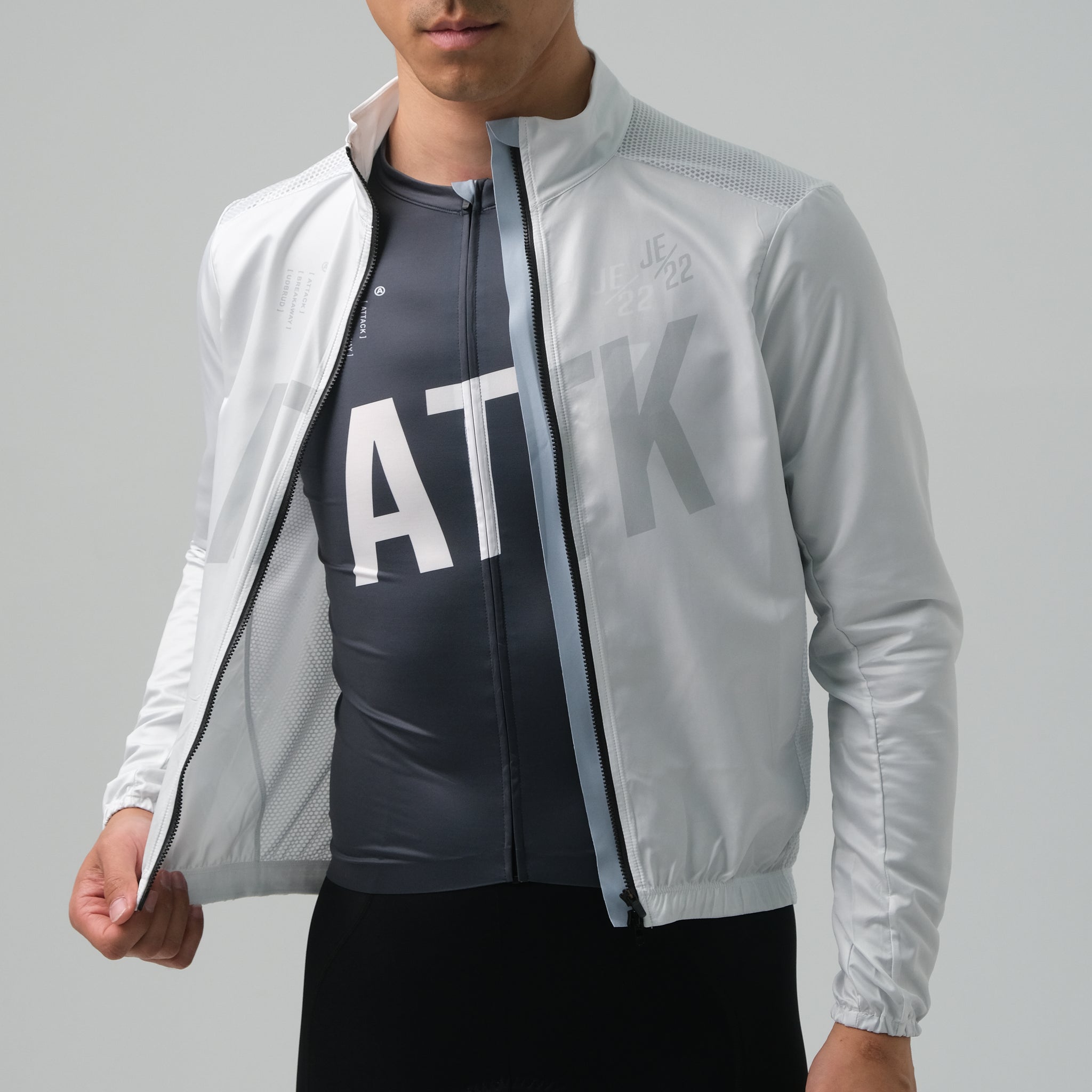 ATK ｜輪行 Breakzip tech 男風衣外套 - 霧白