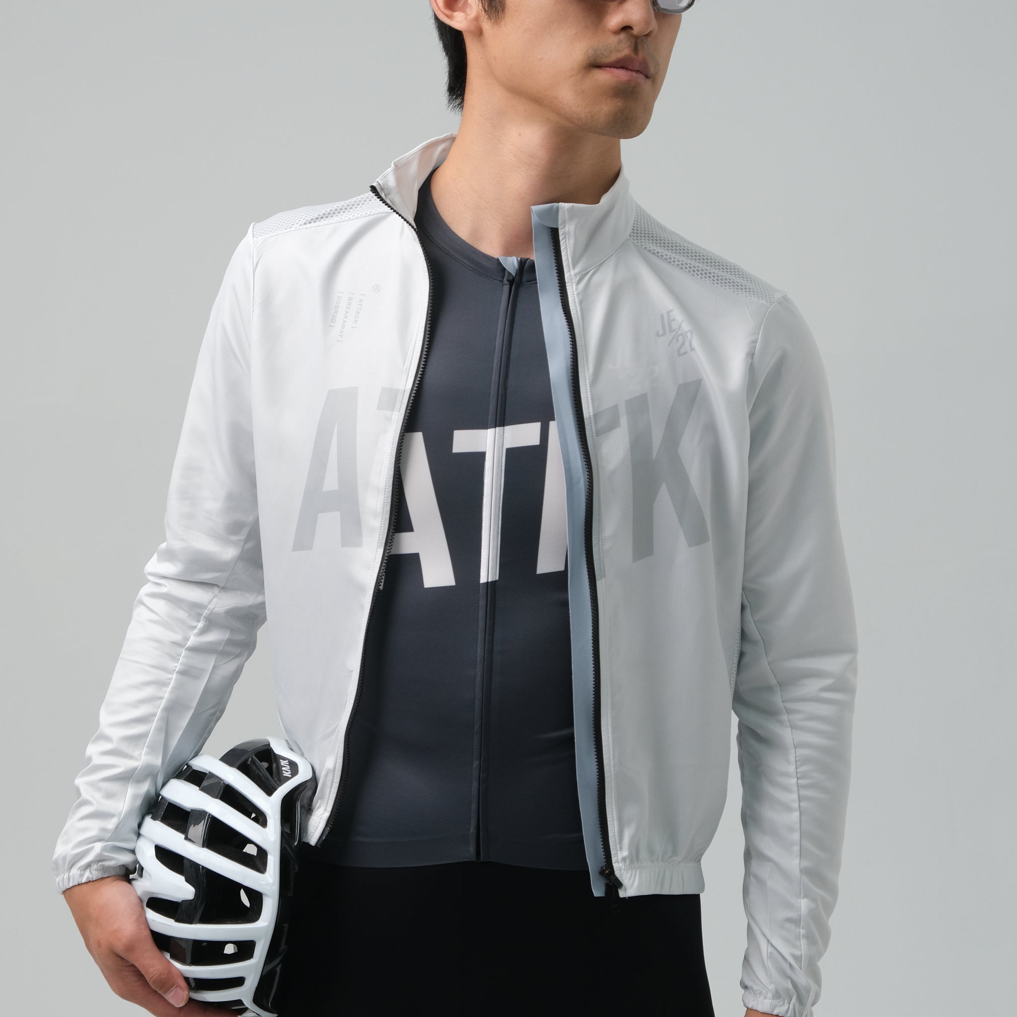 ATK ｜輪行 Breakzip tech 男風衣外套 - 霧白